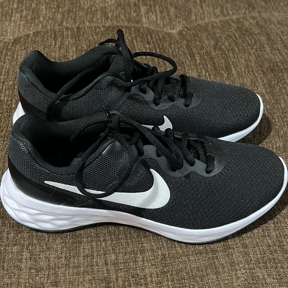 Nike Womens Running Shoes - Picture 2 of 6